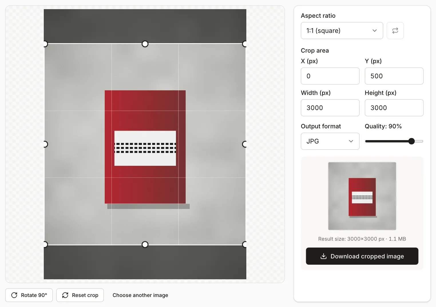 Crop image with a 3000×4000 px test product photo: the 1:1 ratio is selected and a 3000×3000 px square frame surrounds the product